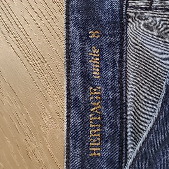 Talbots Jeans Women's sz 8 Heritage Ankle Mid Rise Denim Jean - Picture 7 of 14